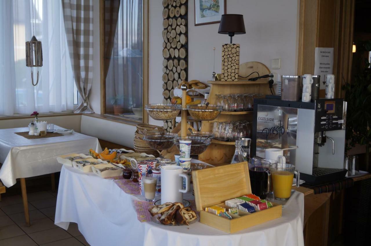 Pension Dobernig - Contactless Check In/Stay クラーゲンフルト エクステリア 写真